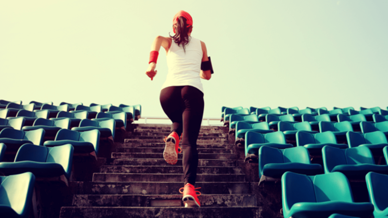 Το τρέξιμο στις σκάλες βοηθά να απαλλαγείτε από την κυτταρίτιδα